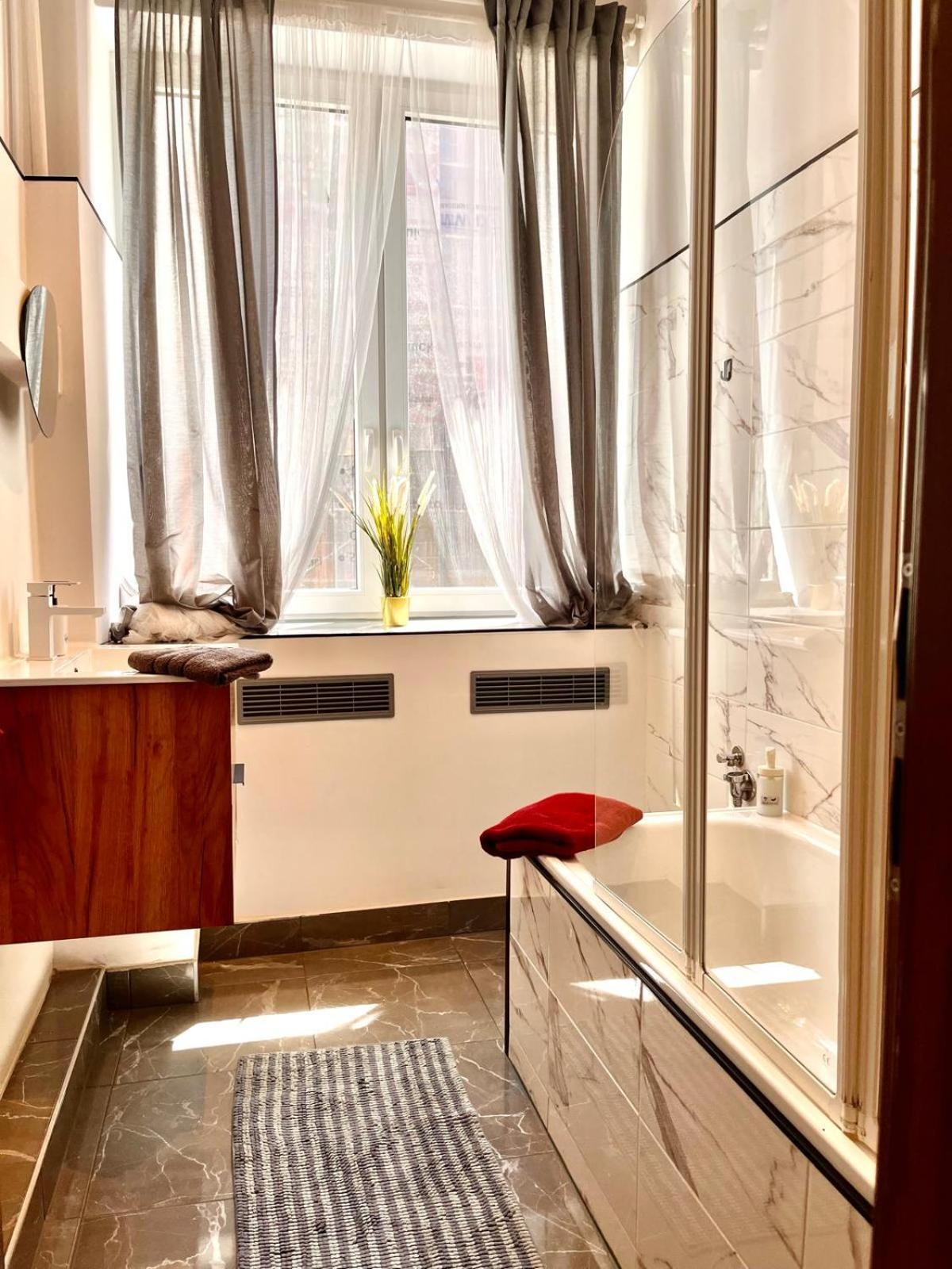 Best 1 Room Condo In Warszawa Center Екстер'єр фото