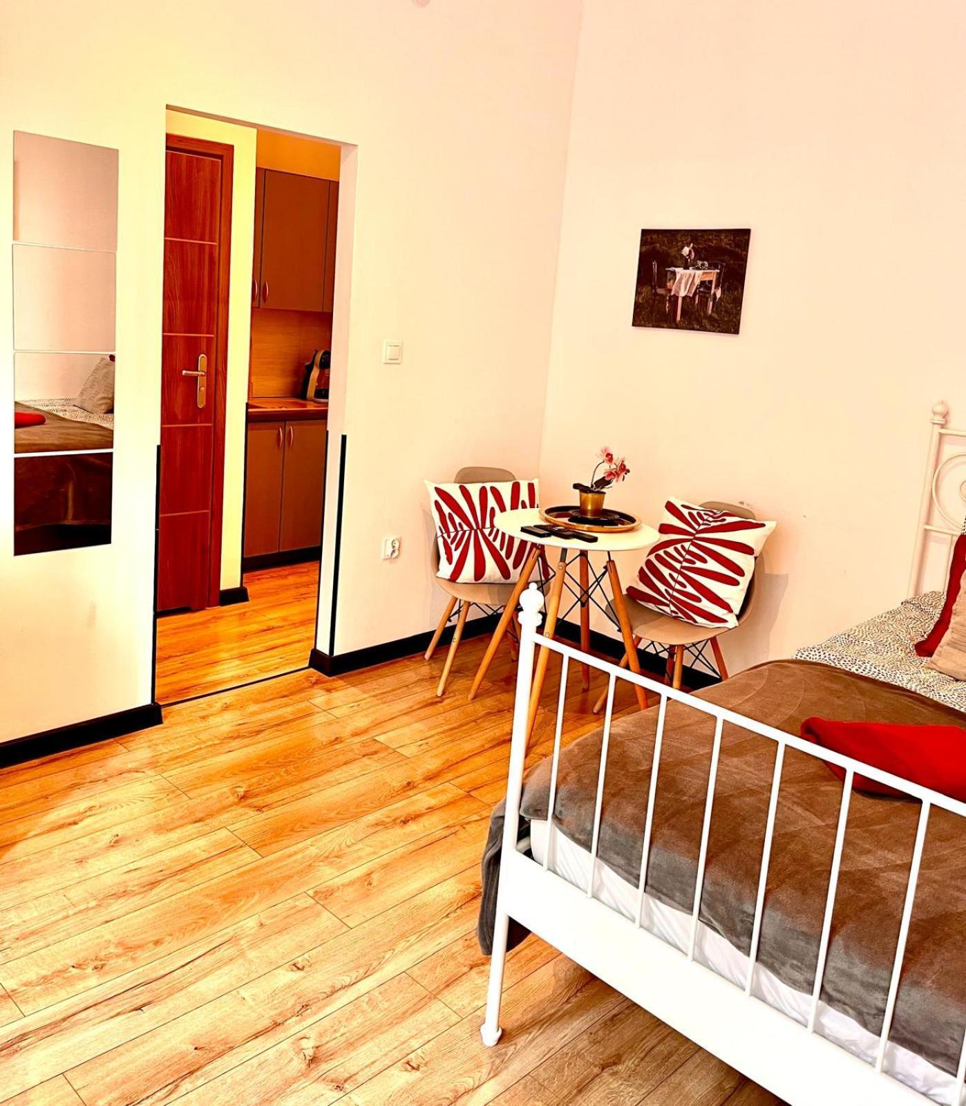 Best 1 Room Condo In Warszawa Center Екстер'єр фото