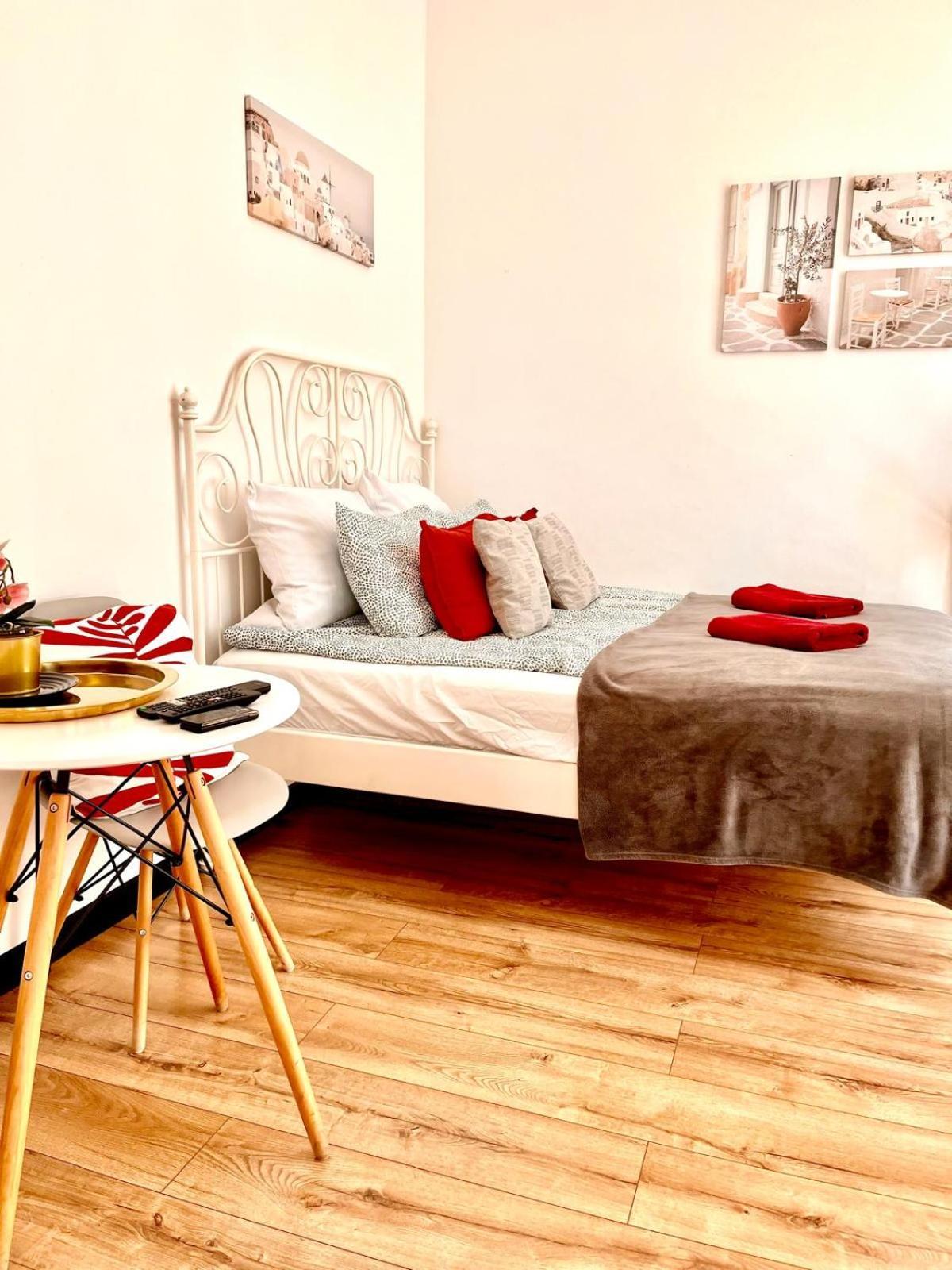 Best 1 Room Condo In Warszawa Center Екстер'єр фото